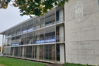 Neue Banner setzen ein Zeichen: Neue Banner setzen ein Zeichen: