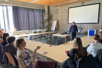 Schüler-Ingenieur-Akademie an der Technischen Fakultät Schüler-Ingenieur-Akademie an der Technischen Fakultät