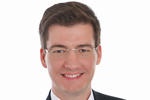 Prof. Dr.-Ing. M. Kuhl - New Director of the Laboratory for Microelectronics Prof. Dr.-Ing. M. Kuhl - New Director of the Laboratory for Microelectronics